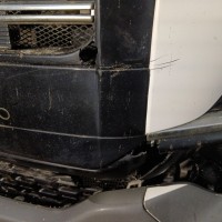 Передний бампер