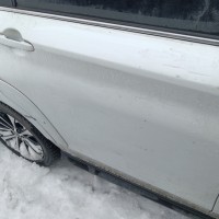 Задняя правая дверь