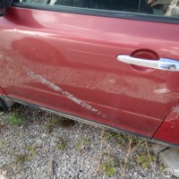 Передняя левая дверь