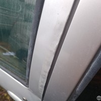 Передняя левая дверь