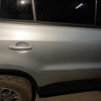 Задняя правая дверь