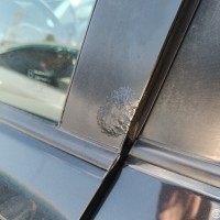 Передняя левая дверь