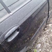 Задняя правая дверь