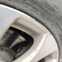 Заднее левое колесо