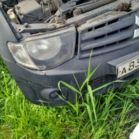 Передний бампер