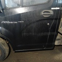 Передняя левая дверь