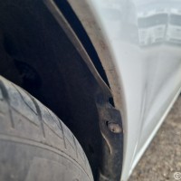 Переднее левое крыло