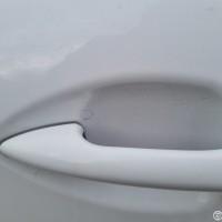 Передняя левая дверь