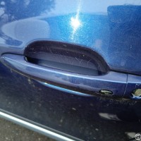 Передняя левая дверь