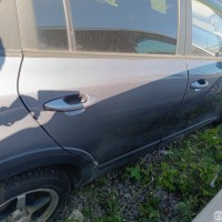 Задняя правая дверь