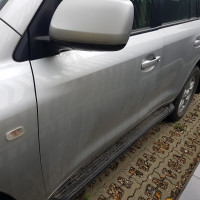 Передняя левая дверь