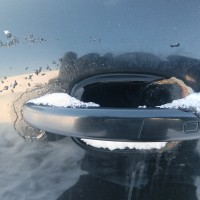 Передняя левая дверь