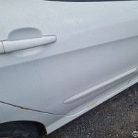 Задняя правая дверь