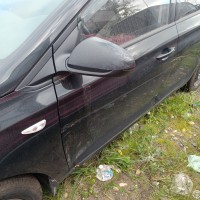 Передняя левая дверь