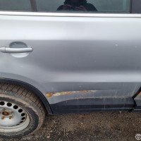 Задняя правая дверь