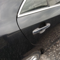 Задняя правая дверь