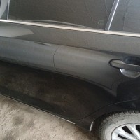 Задняя левая дверь