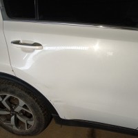 Задняя правая дверь