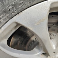 Переднее левое колесо