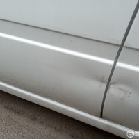 Передняя левая дверь