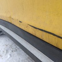 Передняя левая дверь