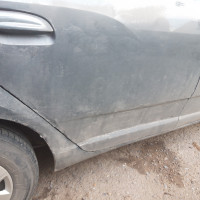 Задняя правая дверь