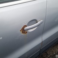 Передняя левая дверь