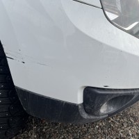 Передний бампер