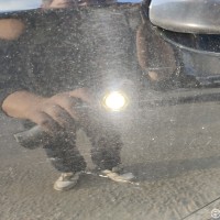 Задняя левая дверь