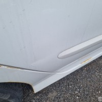 Задняя правая дверь