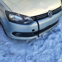 Передний бампер