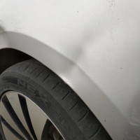 Переднее левое крыло