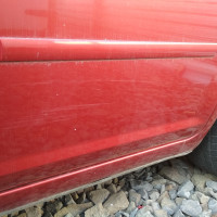 Задняя левая дверь