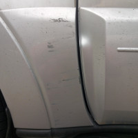 Переднее левое крыло