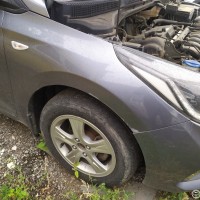 Переднее правое крыло