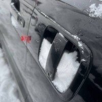 Задняя левая дверь