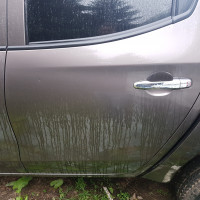 Задняя левая дверь