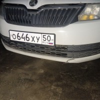 Передний бампер